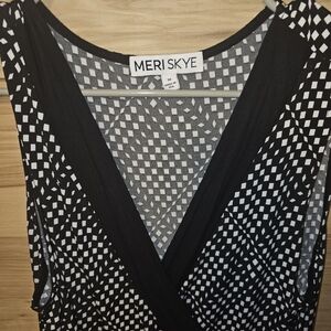 Meri Skye Black and White Geometric Dress